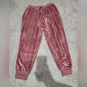 Cuddl Duds Plush Velvet Jogger Pants in Mauve Womens Size Medium